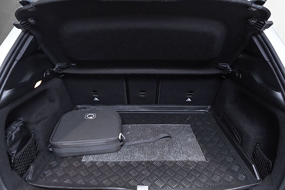 Mercedes-Benz EQA300 29 of 30
