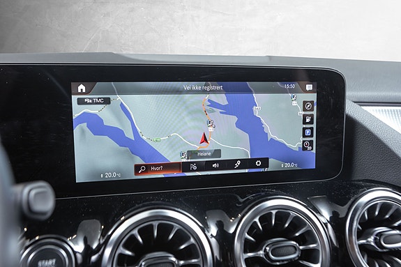 Mercedes-Benz EQA300 16 of 30