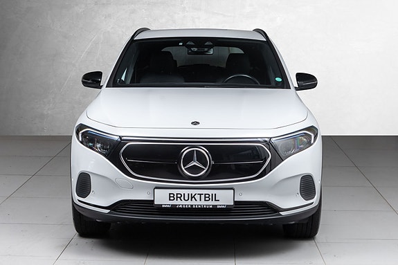 Mercedes-Benz EQA300 4 of 30