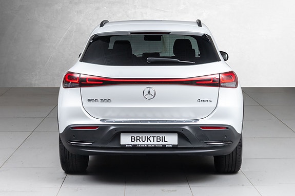 Mercedes-Benz EQA300 8 of 30