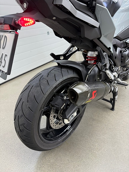 BMW S 1000 XR 3 of 30