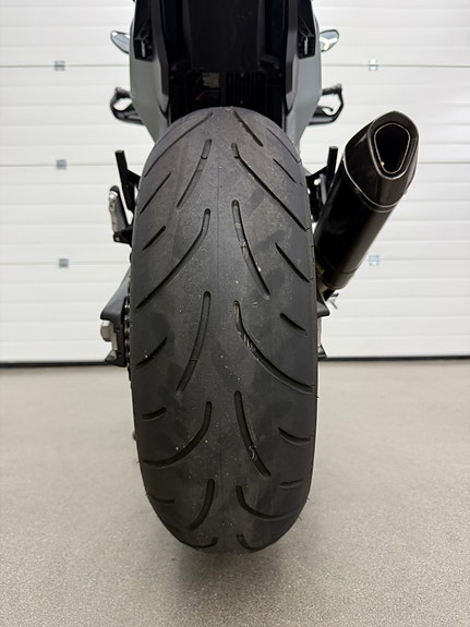 BMW S 1000 XR 6 of 30