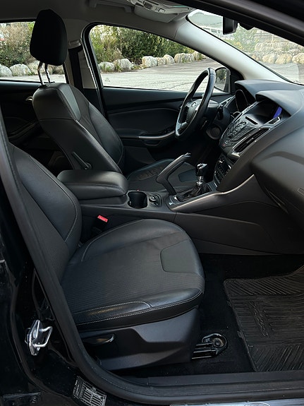 Ford Focus 14 of 19