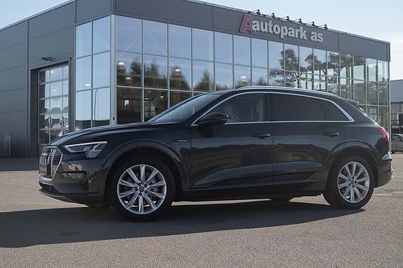 Audi e-tron 5 of 30