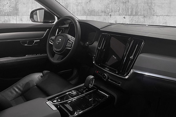 Volvo V90 22 of 28