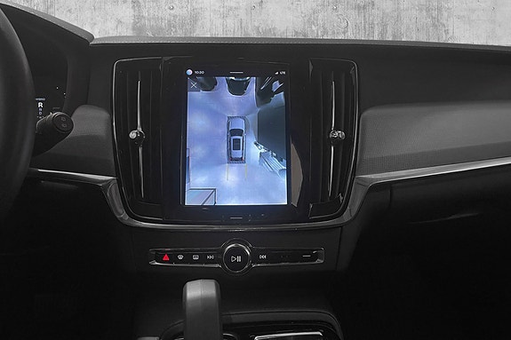 Volvo V90 25 of 28