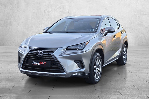 Lexus NX300h 5 of 30