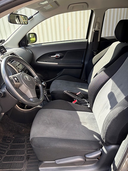 Toyota Urban Cruiser 8 of 21