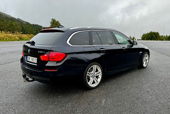 BMW 525xd 7 of 28