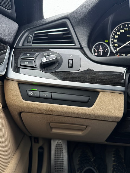 BMW 525xd 18 of 28