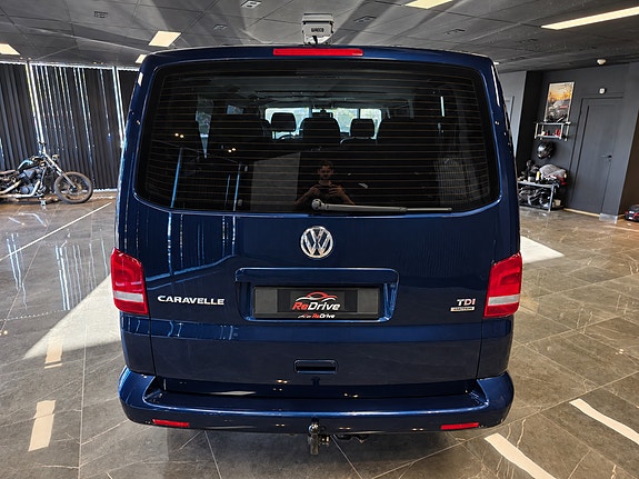 Volkswagen Caravelle 5 of 30