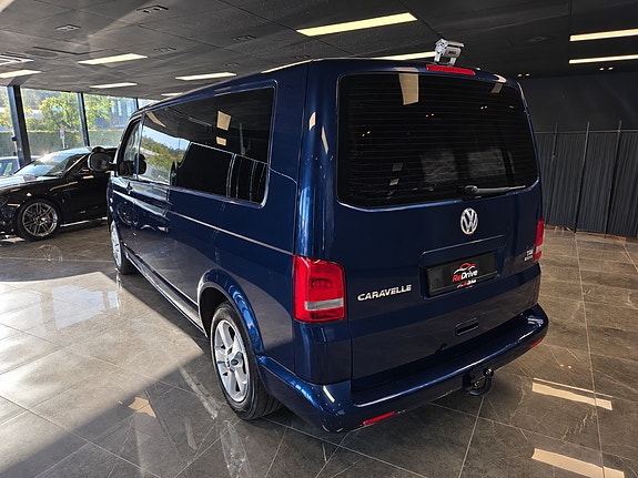Volkswagen Caravelle 6 of 30