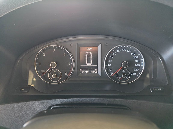Volkswagen Caravelle 19 of 30