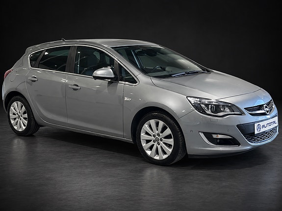 Opel Astra 12 of 24