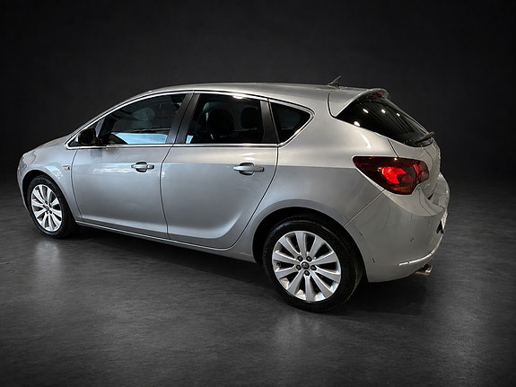 Opel Astra 6 of 24