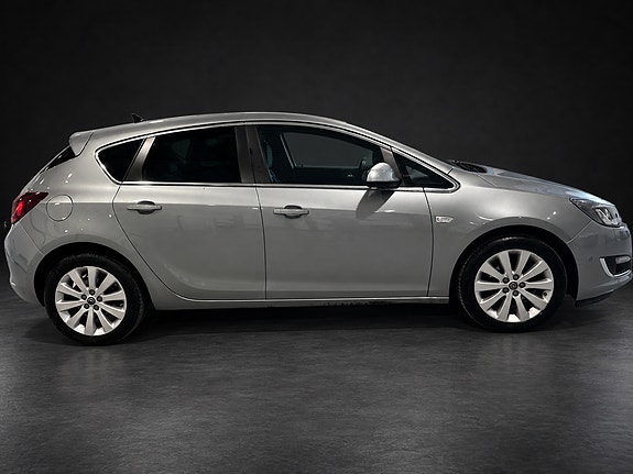 Opel Astra 11 of 24