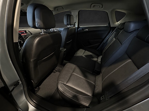 Opel Astra 15 of 24