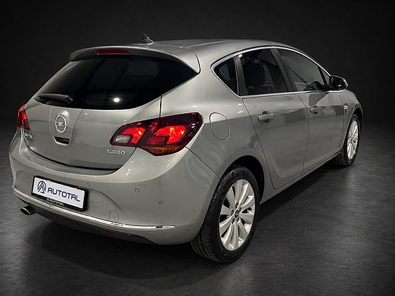Opel Astra 9 of 24