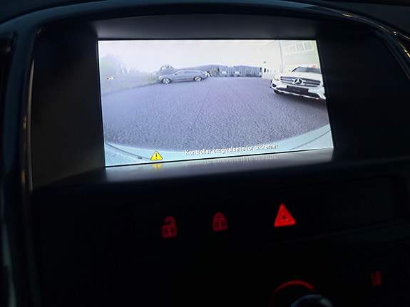 Opel Astra 24 of 24