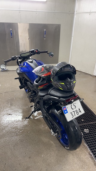 Yamaha MT-07 9 of 12
