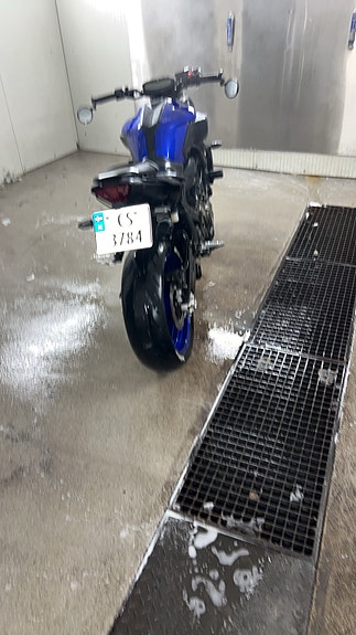 Yamaha MT-07 6 of 12