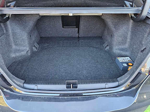 Suzuki Kizashi 14 of 19