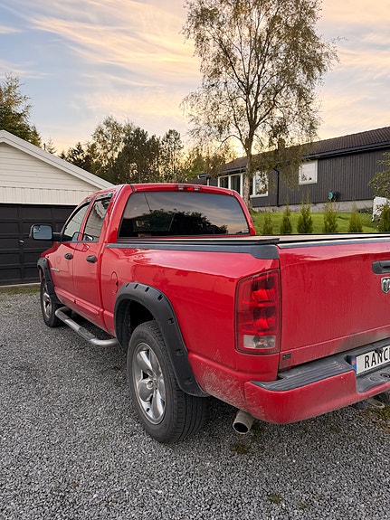 Dodge RAM 1500 4 of 22