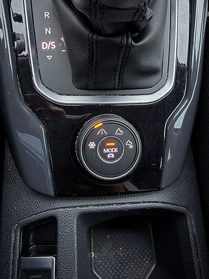 Volkswagen T-Roc 18 of 22