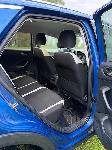 Volkswagen T-Roc 20 of 22