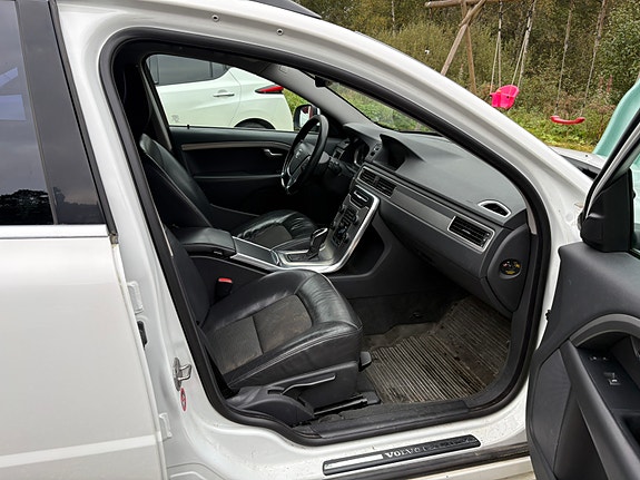 Volvo V70 21 of 30
