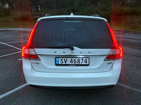 Volvo V70 10 of 30