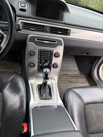 Volvo V70 17 of 30