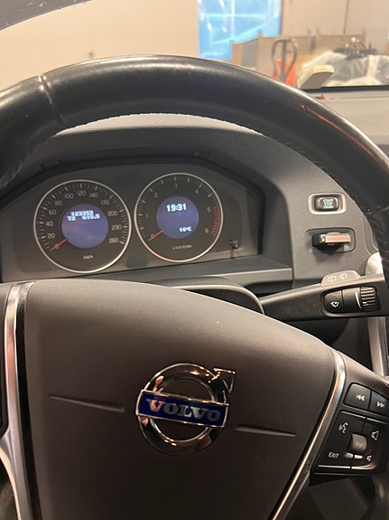 Volvo V60 5 of 16