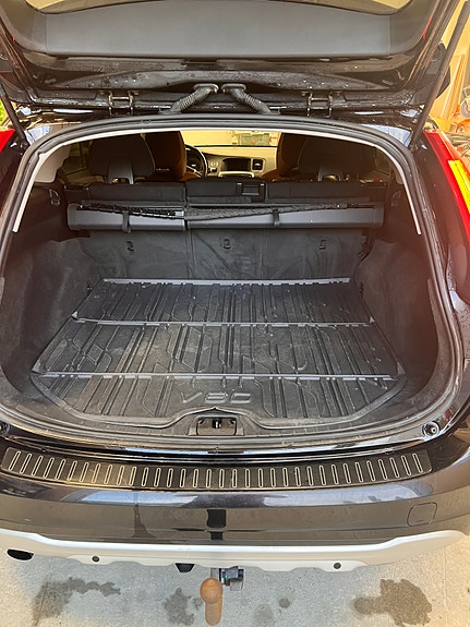 Volvo V60 8 of 16
