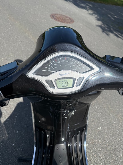 Vespa Primavera 50 7 of 8