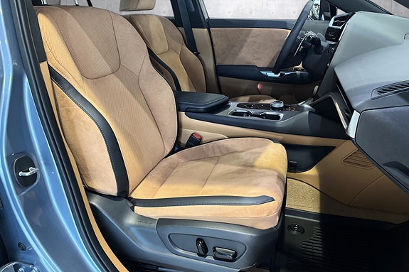 Lexus RZ450e 15 of 19