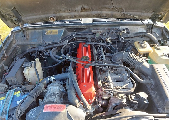 Jeep Cherokee 8 of 12