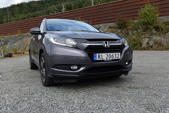 Honda HR-V 2 of 13