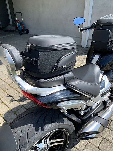 Triumph Rocket III GT 21 of 28
