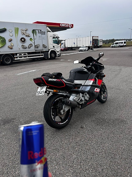 Honda CBR 600 F 17 of 17