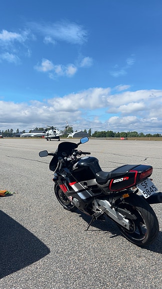 Honda CBR 600 F 6 of 17