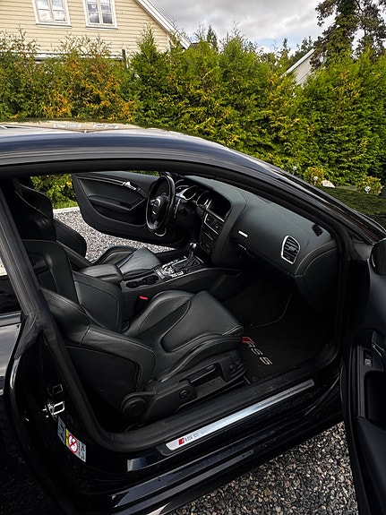 Audi RS5 25 of 30