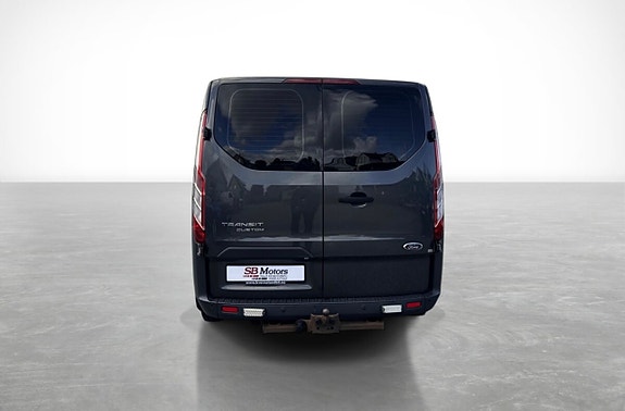 Ford Transit Custom 7 of 21