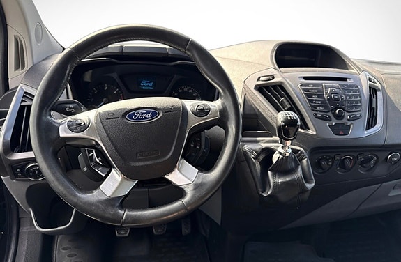 Ford Transit Custom 16 of 21
