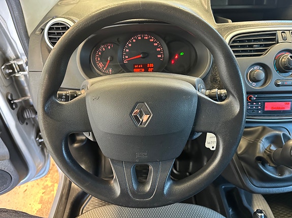 Renault Kangoo Maxi 23 of 30