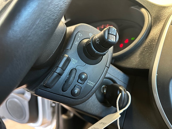 Renault Kangoo Maxi 25 of 30
