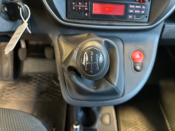 Renault Kangoo Maxi 28 of 30