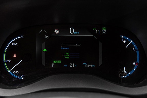 Toyota Yaris Cross 18 of 24