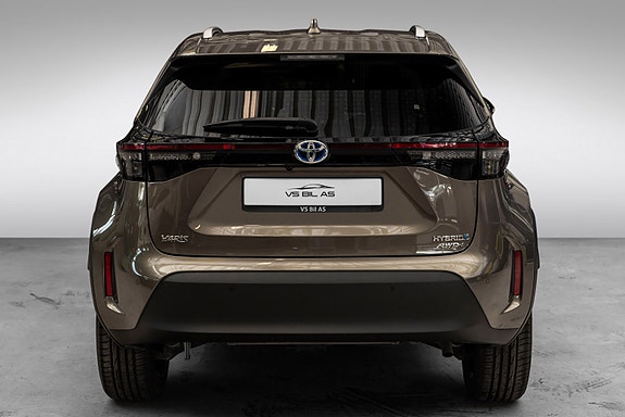 Toyota Yaris Cross 4 of 24