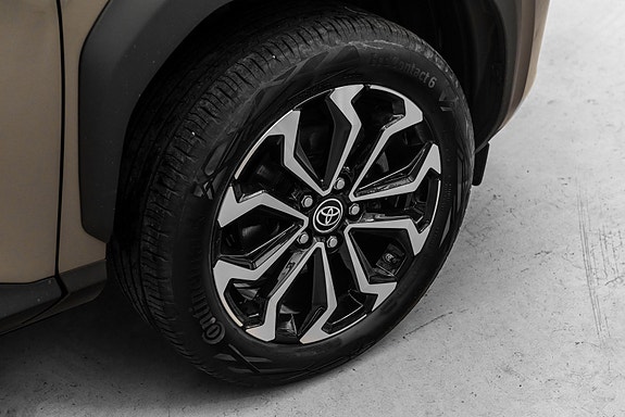 Toyota Yaris Cross 9 of 24